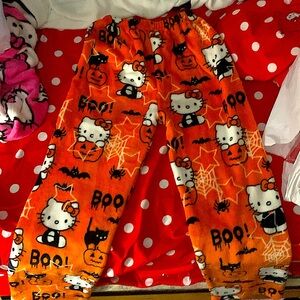Just bought but they were wrong size there a medium